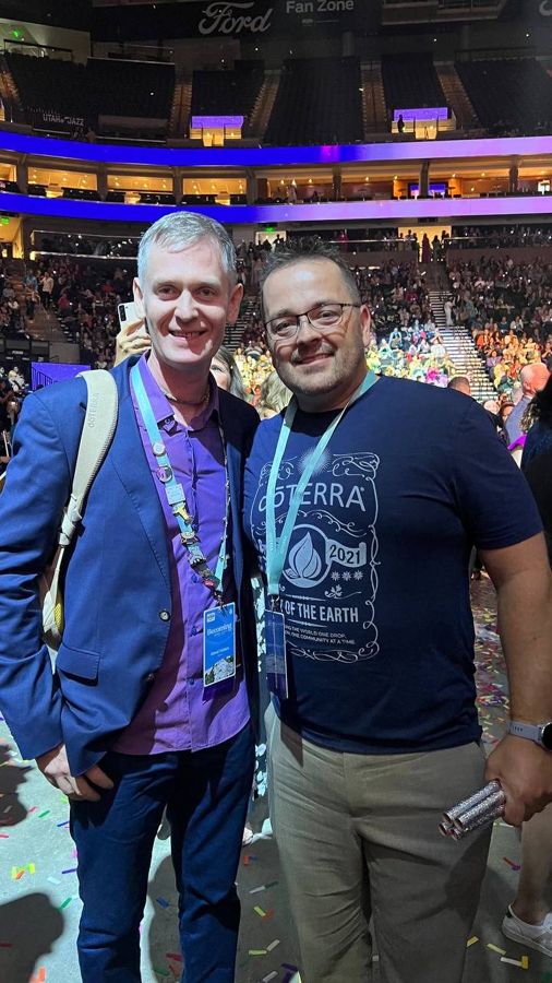 Алексей Валяев на Глобальной конвенции dōTERRA в Юте